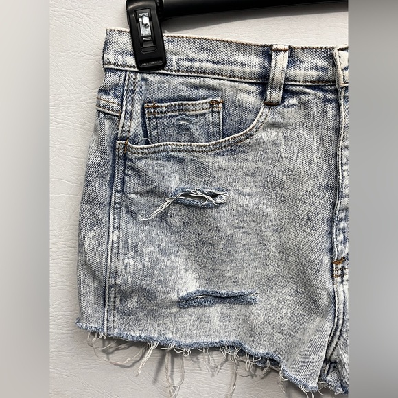 Vintage Jordache Distressed Acid Wash Denim Women Shorts sz 12 - Picture 2 of 10